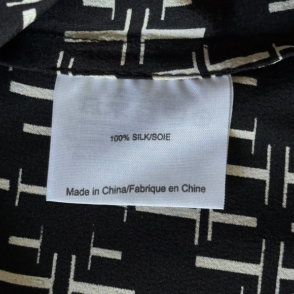 Tory Burch Silk Sleeveless Blouse Logo Print - Picture 8 of 9